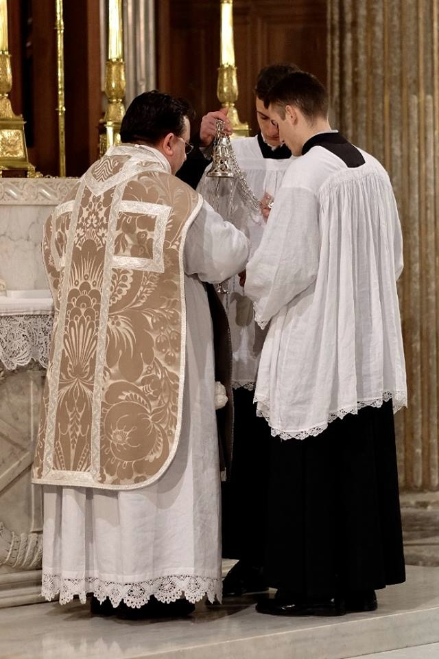 Watts and Co - Here is a somewhat different take on Lenten Array from ...