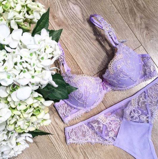 Soutien-gorge Lise Charmel – Modèle Summer Lace – Taille 95B – Noir