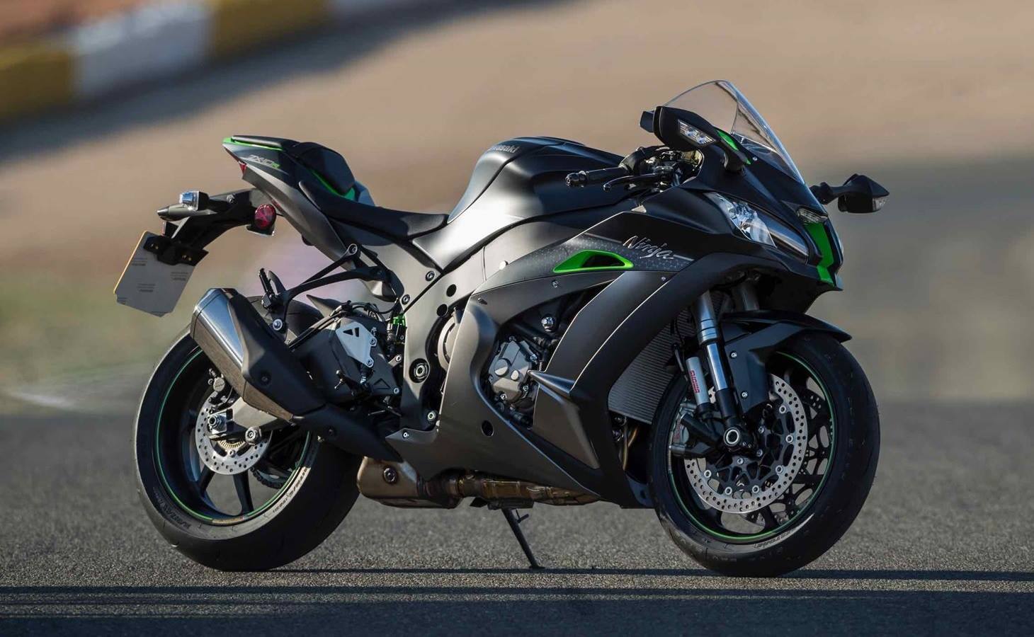 The 2008 Kawasaki ZX-10R is a refined and sophisticated sportbike