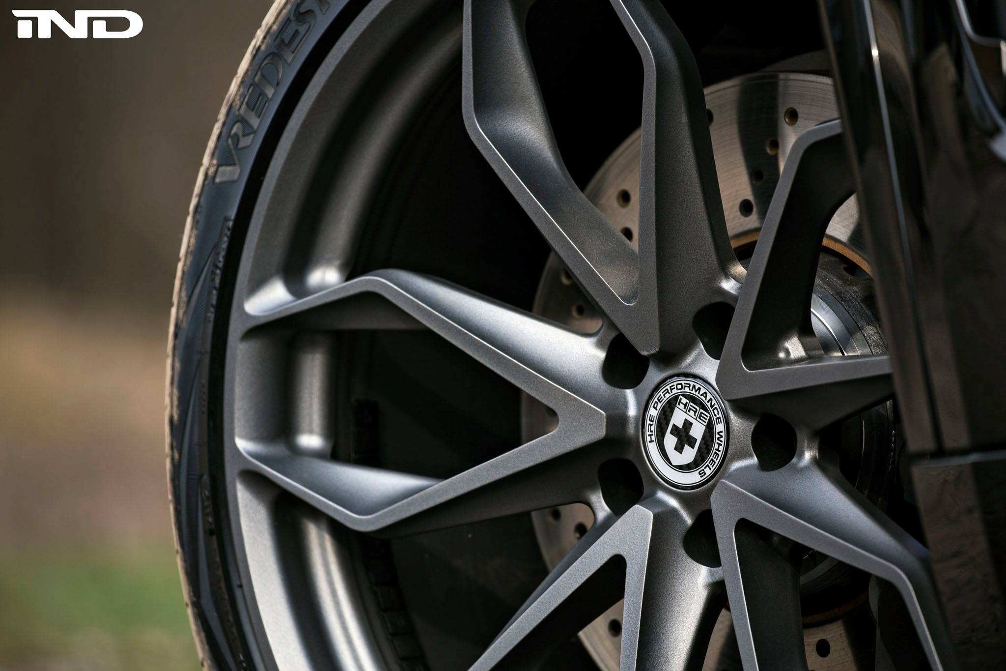 BMWM HRE Performance Wheels 20インチ BMW X5 M with #HRE #P201 in Satin Charcoal by IND Distribution