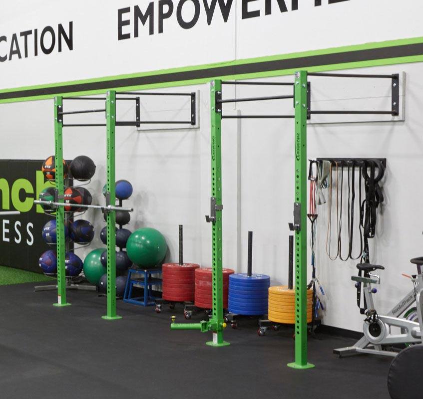 Legend Fitness - The Legend Continuum Rig System. Several...