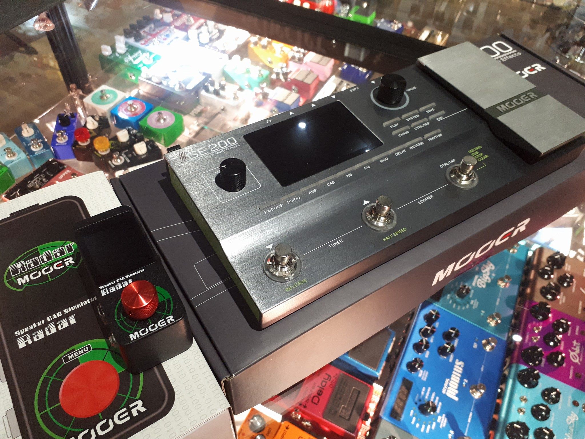 Mooer Radar demo with fantastic playing