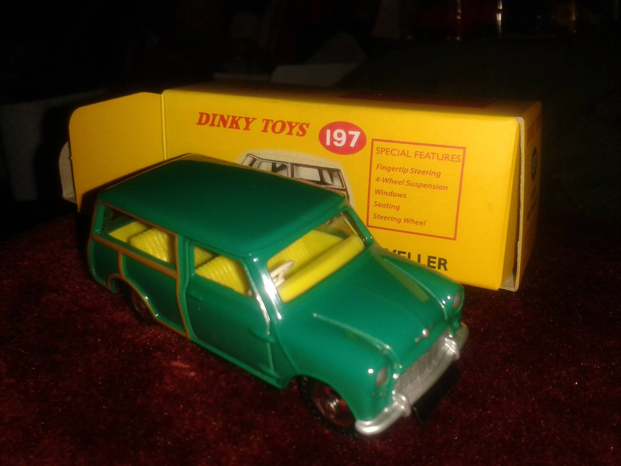 Fantastica Morris Mini Traveller Dinky Toys originale vintage!
