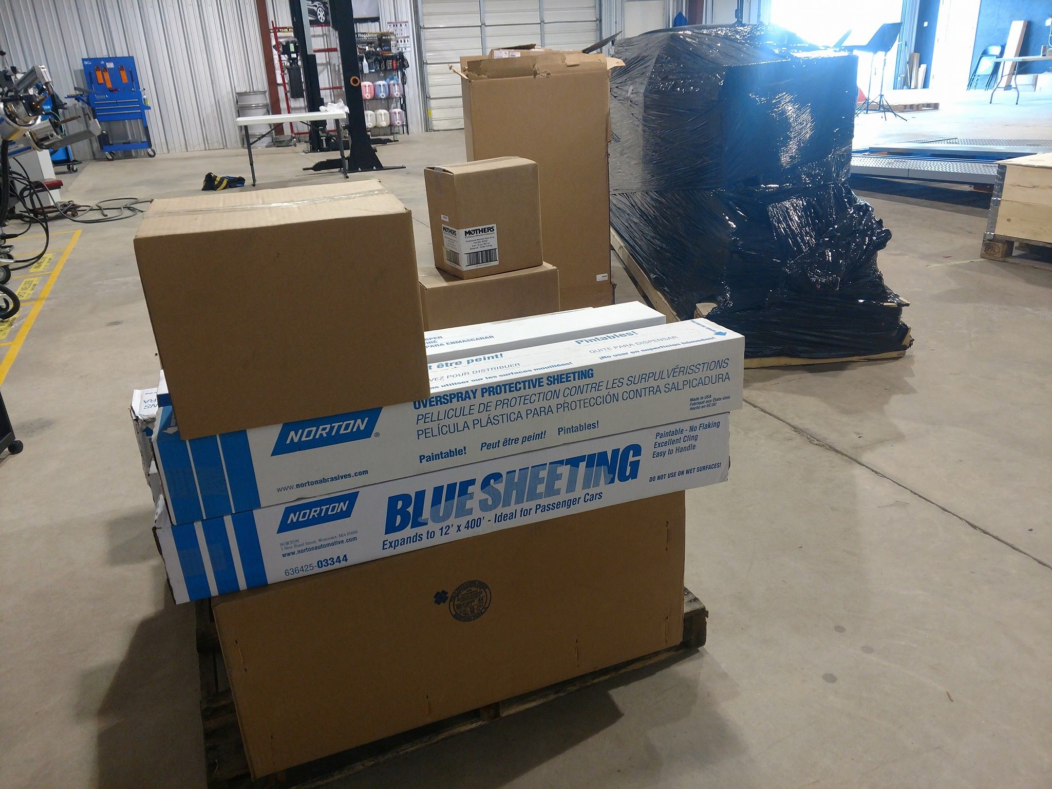Collision Hub - The team at Refinish Solutions Group does...