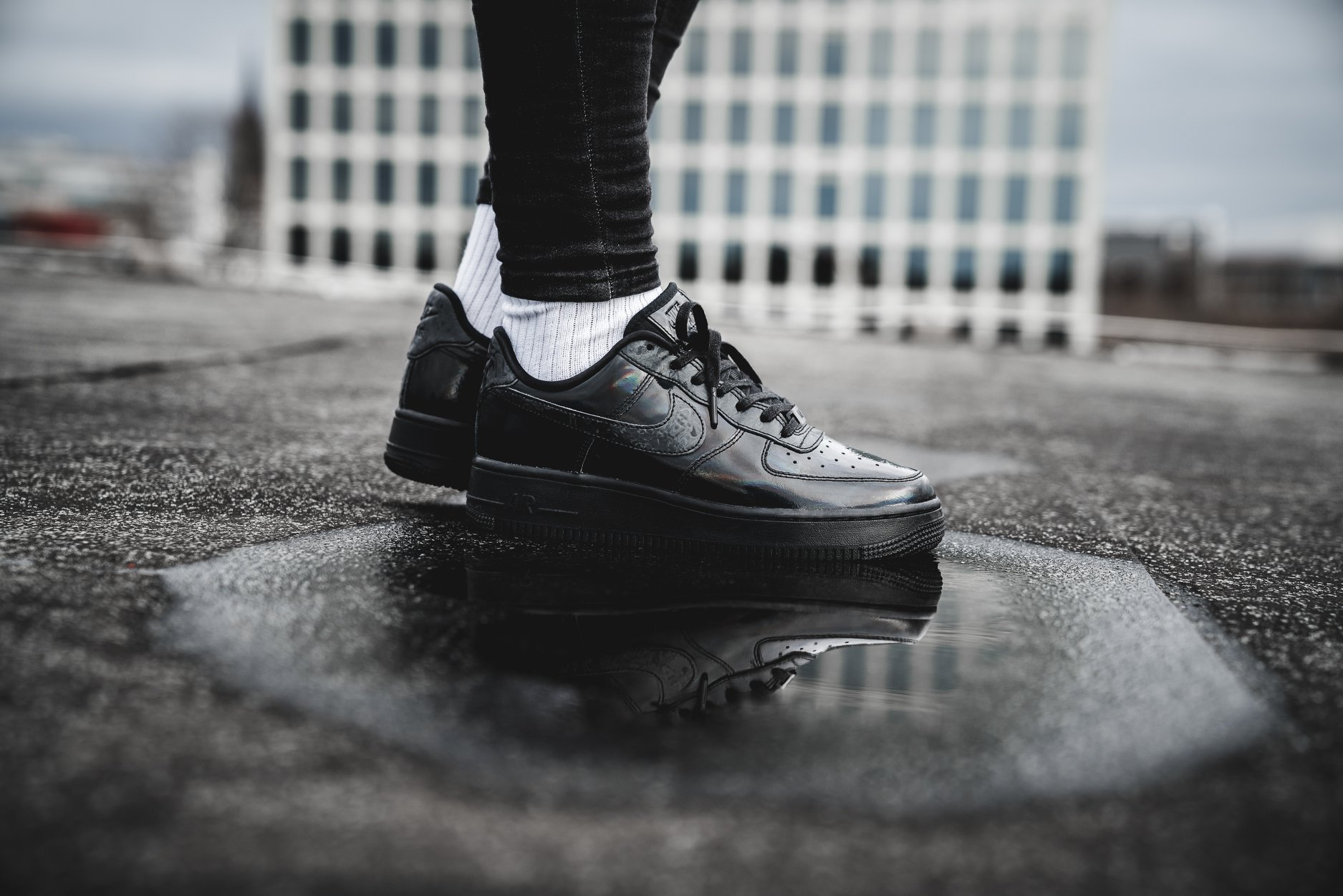 This classic from 1982 now comes in a fresh pearly look. The Nike 