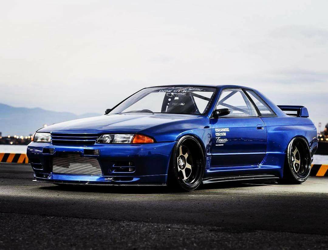 Farmofminds - Full carbon R32