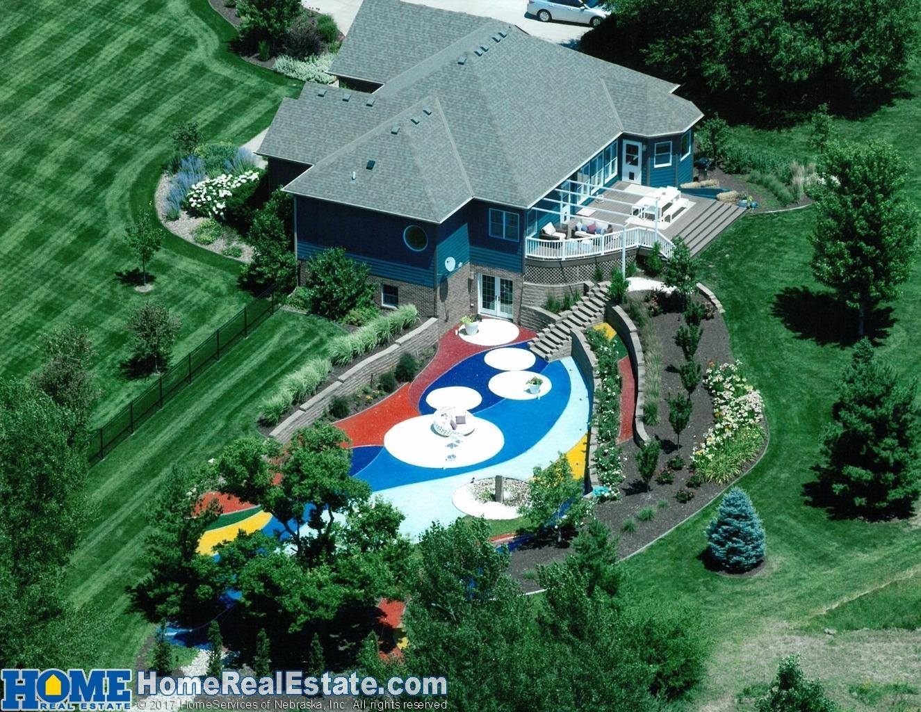 This 3 acre ranch is the perfect... - HOME Real Estate