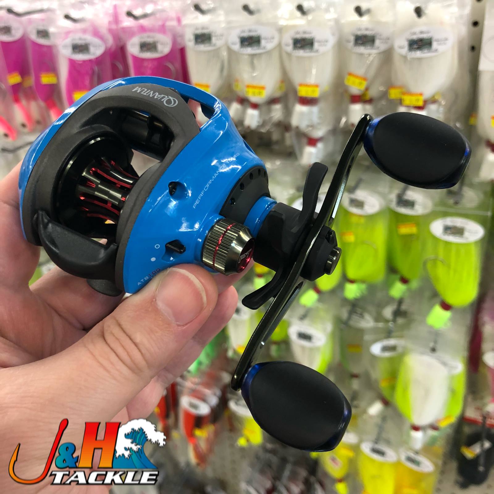 baitcast shimano fishing reels Cardiff Cdf100A Baitcasting Reel A features the new ad-ok Abu Garcia Ambassadeur S STRENGTH:ML