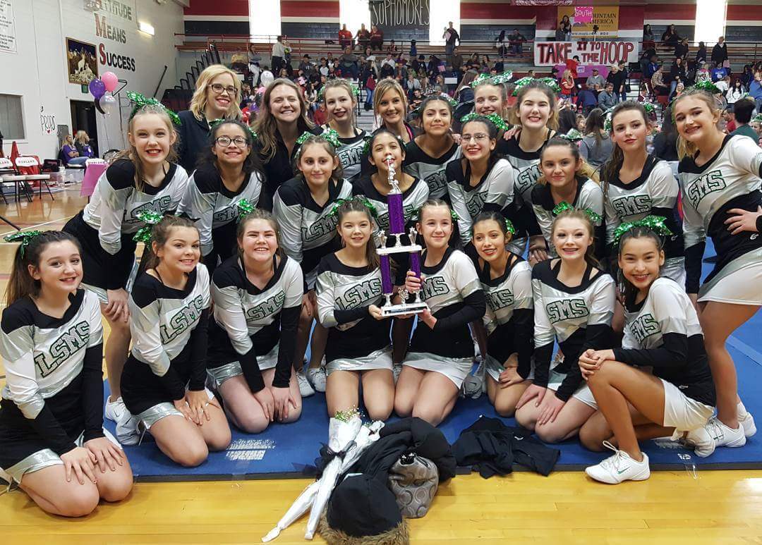 Nampa Longhorns win first place in middle school cheer competition