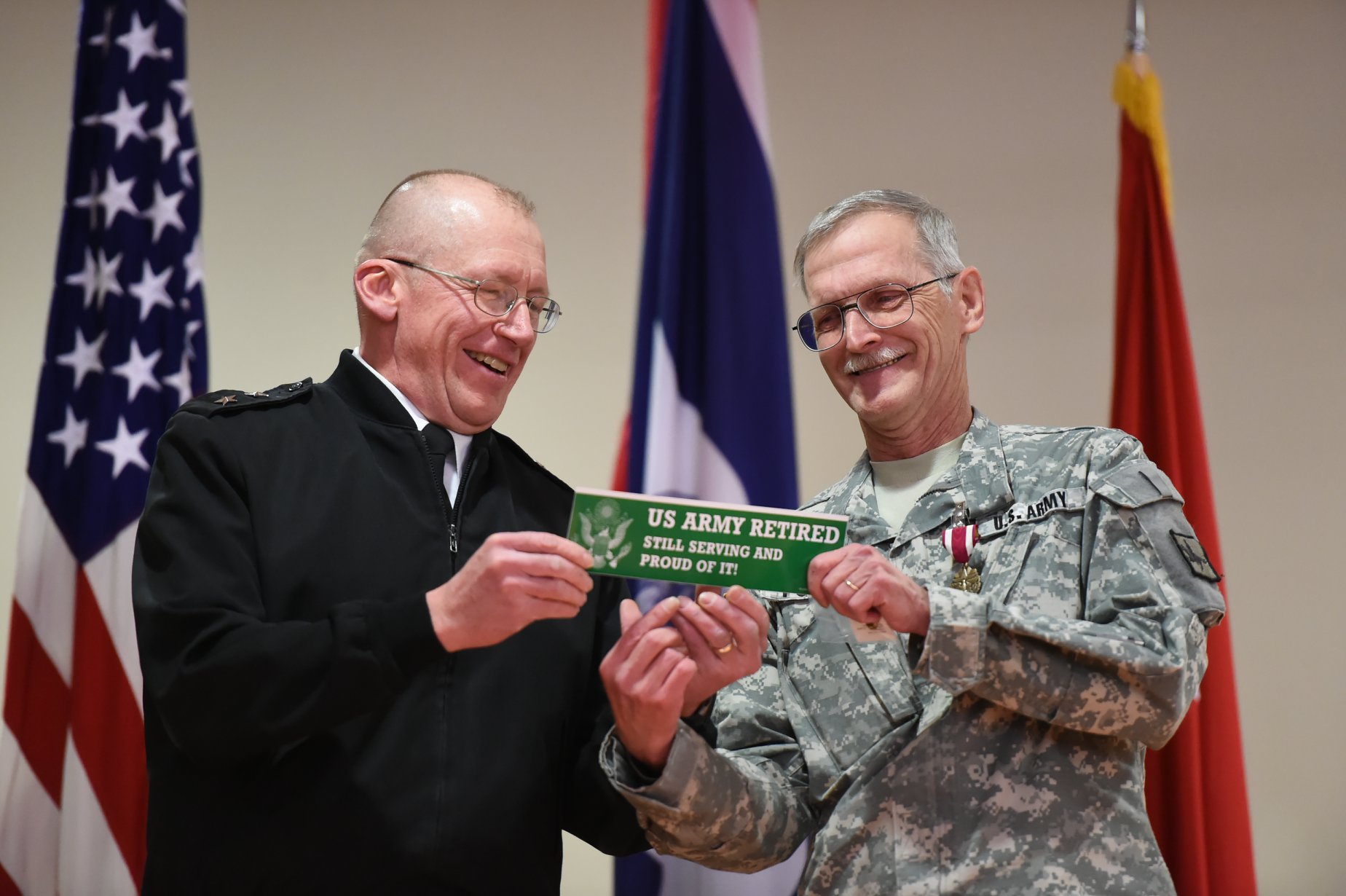 Wyoming National Guard - Maj. Gen. Luke Reiner presents Sgt. Al Foster ...
