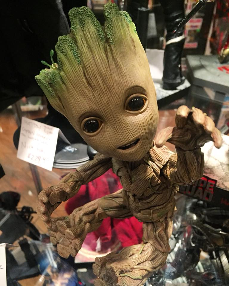 Straight outta the collector's case 🧡 Rooty's action figure is