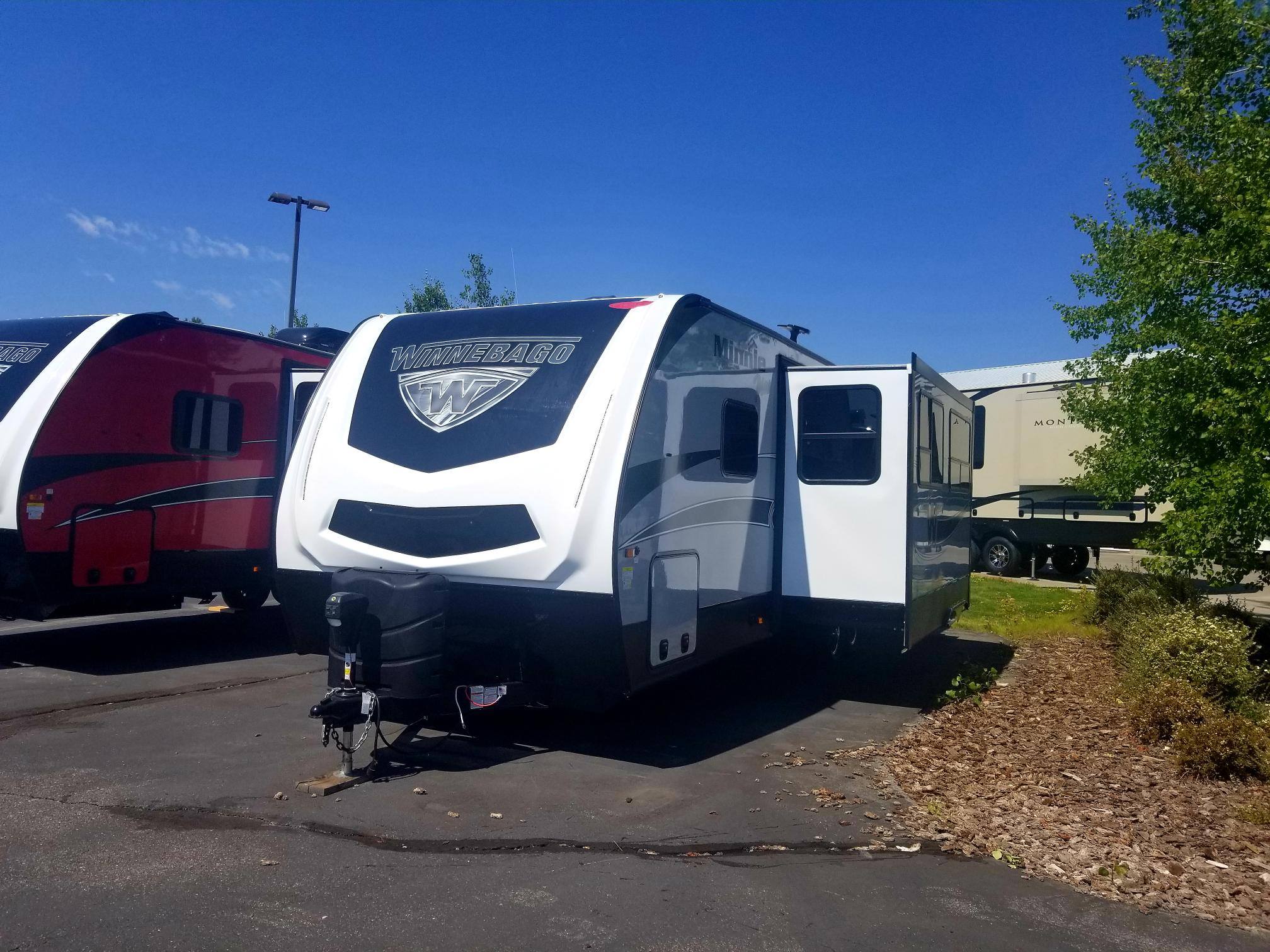 The Minnie Plus trailer's... - Pierce RV & Marine Supercenter