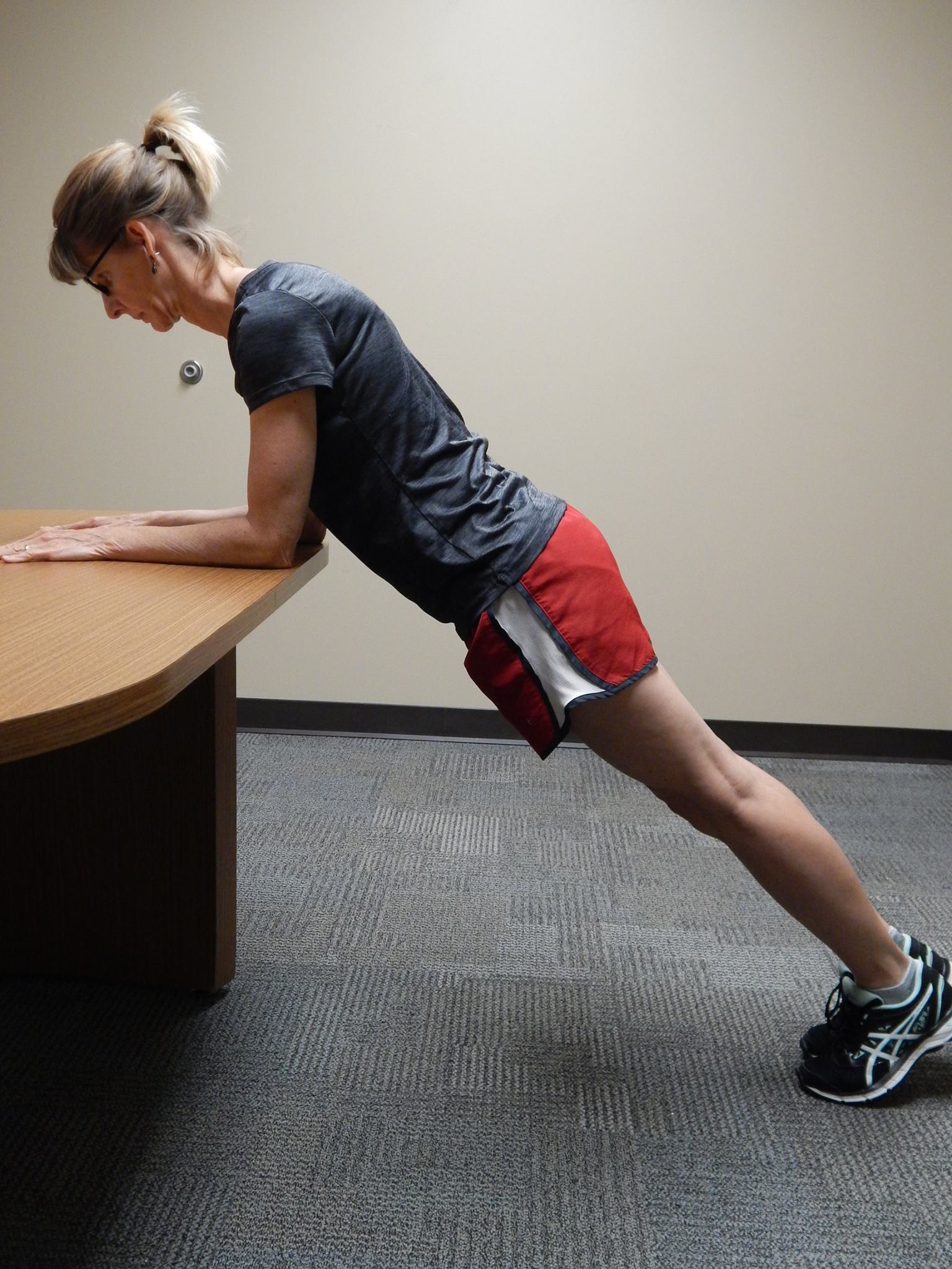 BeeFit - Happy Planksgiving! Join Bee-Fit in this 30-day... | Facebook