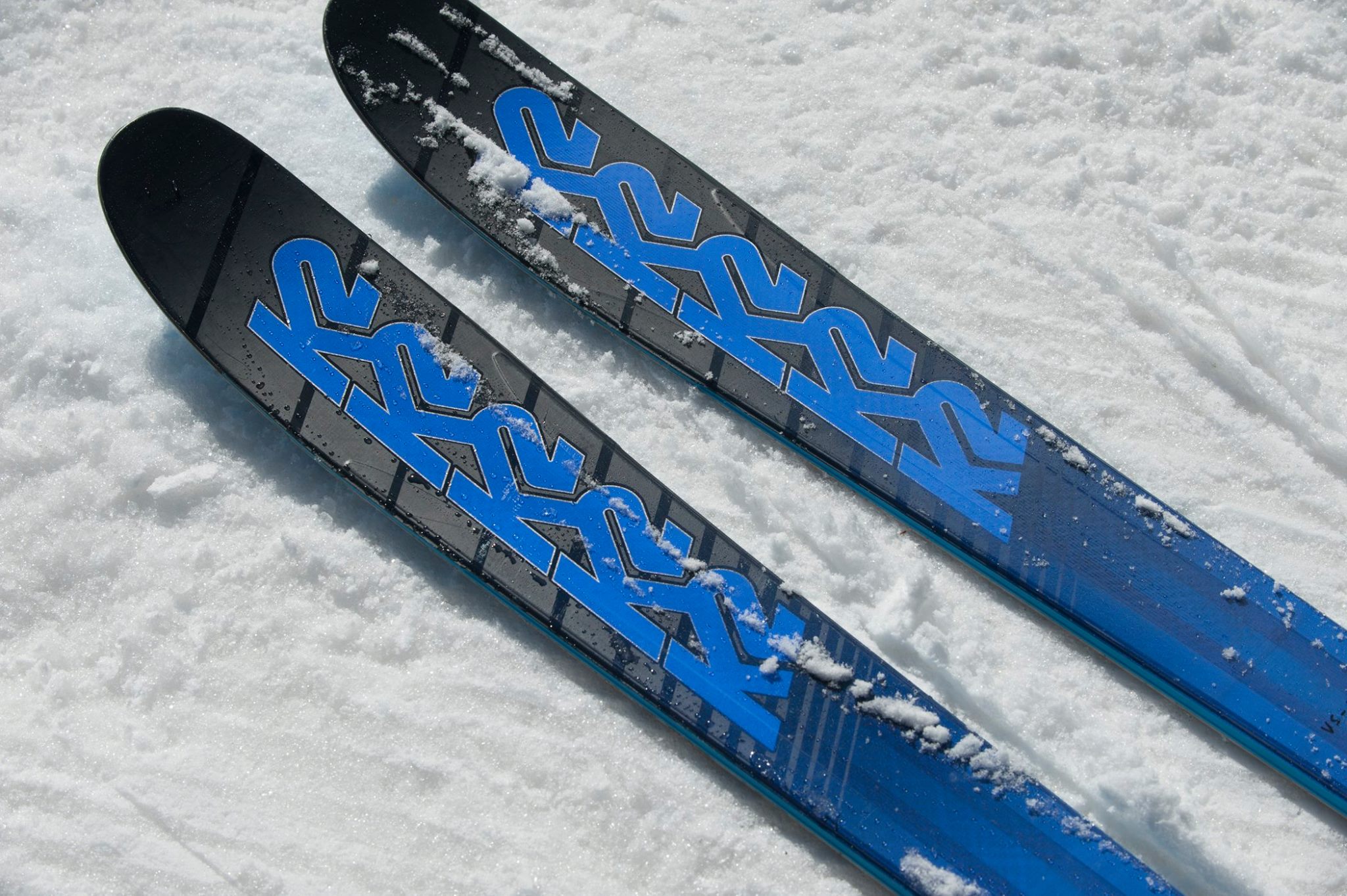 blue k2 skis Reckoner 102 (2024) Whether youre working on your form or just out to have fun this ski keeps the good times rolling from first chair to last lap. K2 Mindbender Skis 90 /