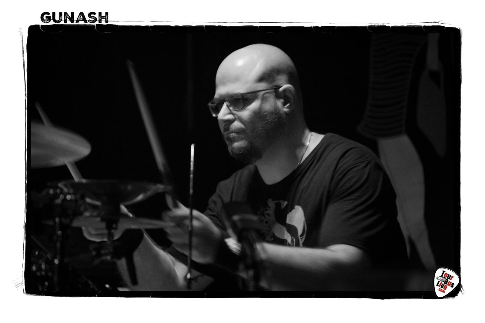 TourBusLive.com - ♫♪♫ Wishing a very HAPPY BIRTHDAY (Buon...