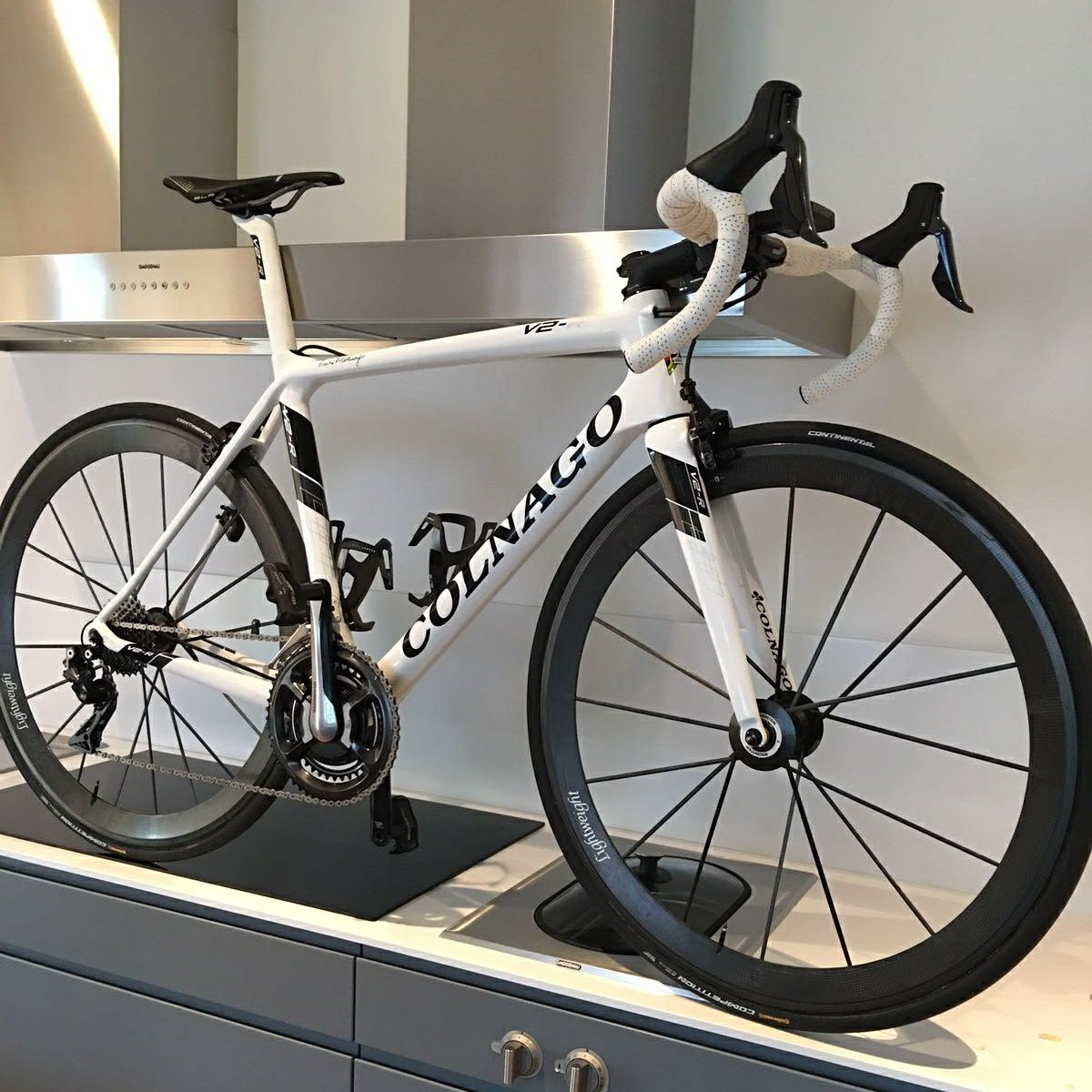Colnago - Colnago V2-r in TNWH ready to race by Stefano... | Facebook