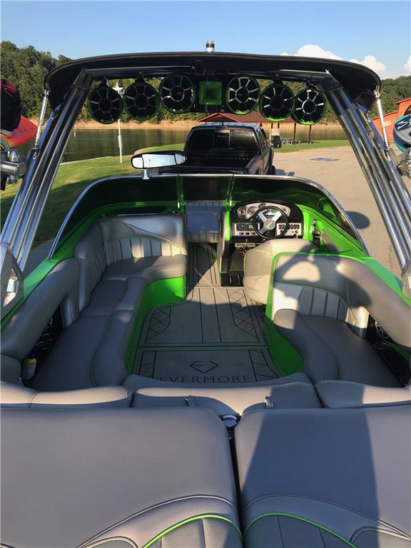 For Sale - 2013 MB Sports F24 Tomcat with 18 hrs on the 6.0L motor