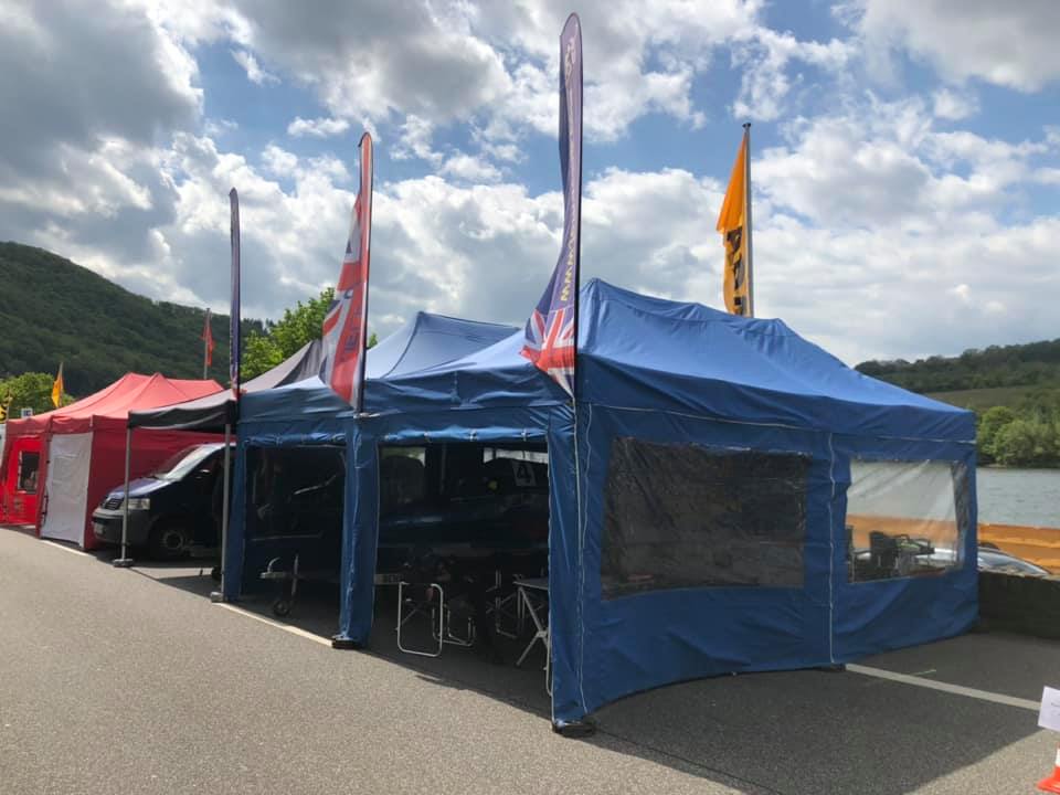 The team is set up and ready for the... - Jelf Racing Team