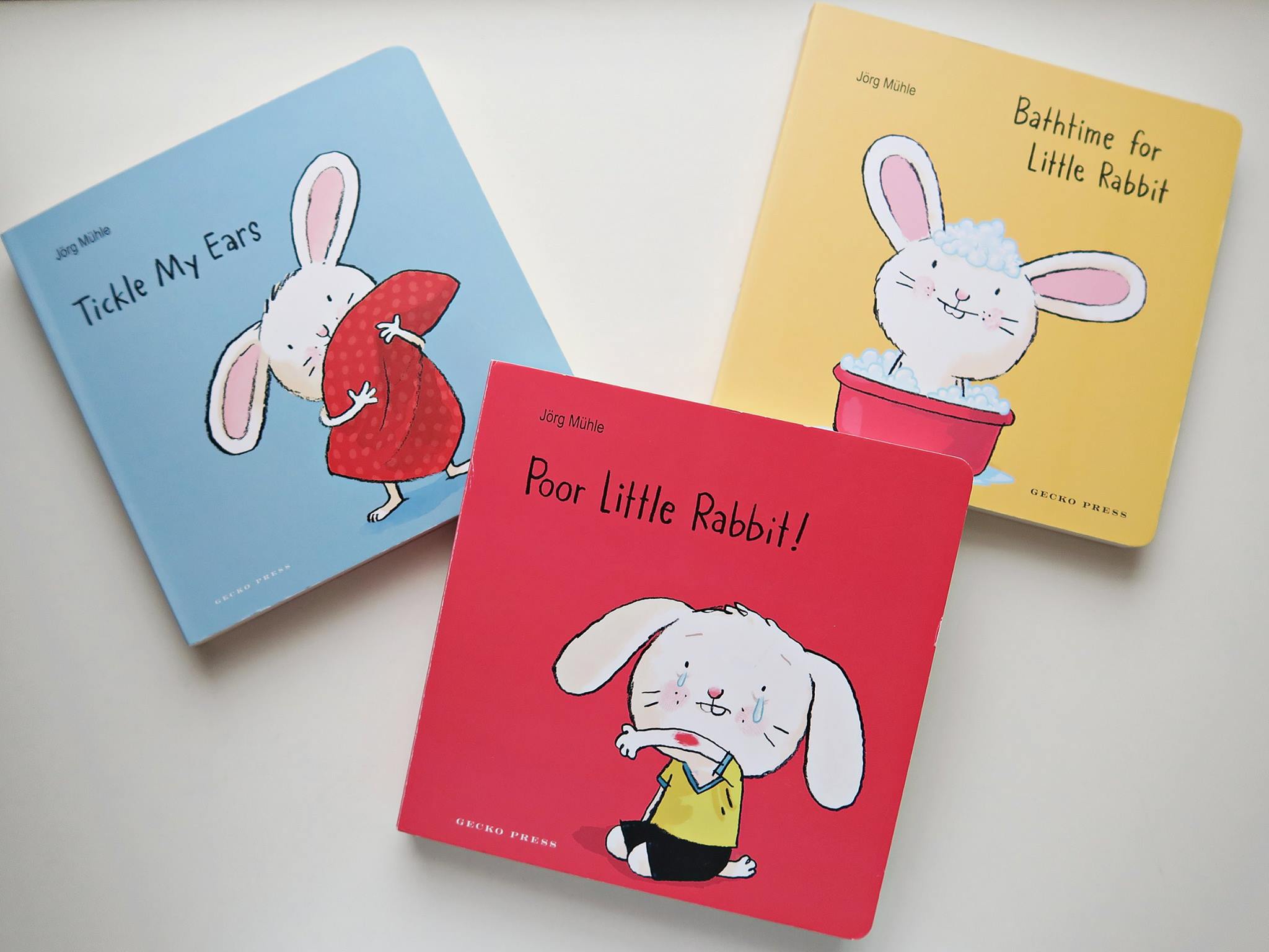 酪梨壽司 - 【親子共讀】親子互動硬頁書 Poor Little Rabbit 小兔子，呼呼！...