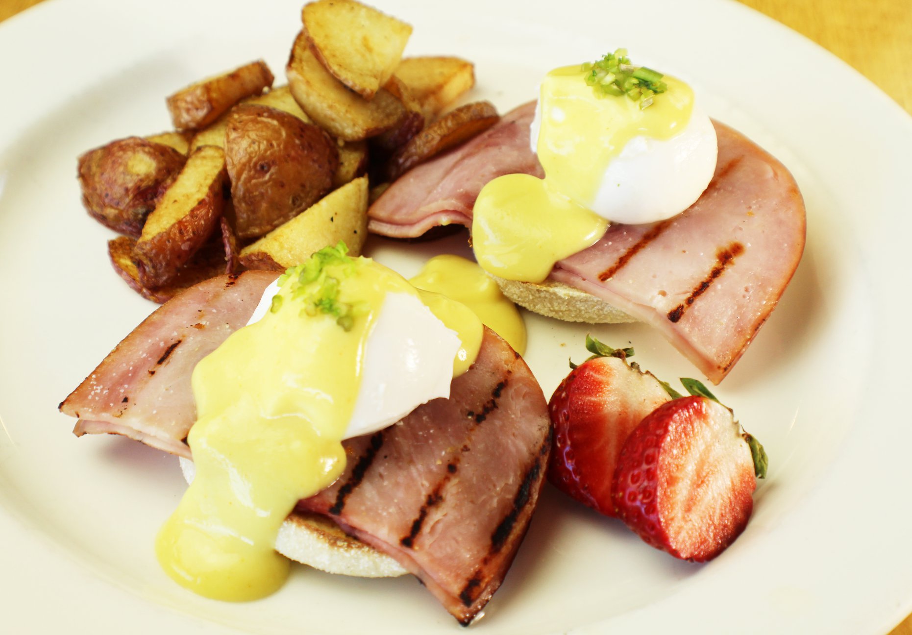 Cafe Alfresco - Recover from a fun weekend with Brunch!... | Facebook