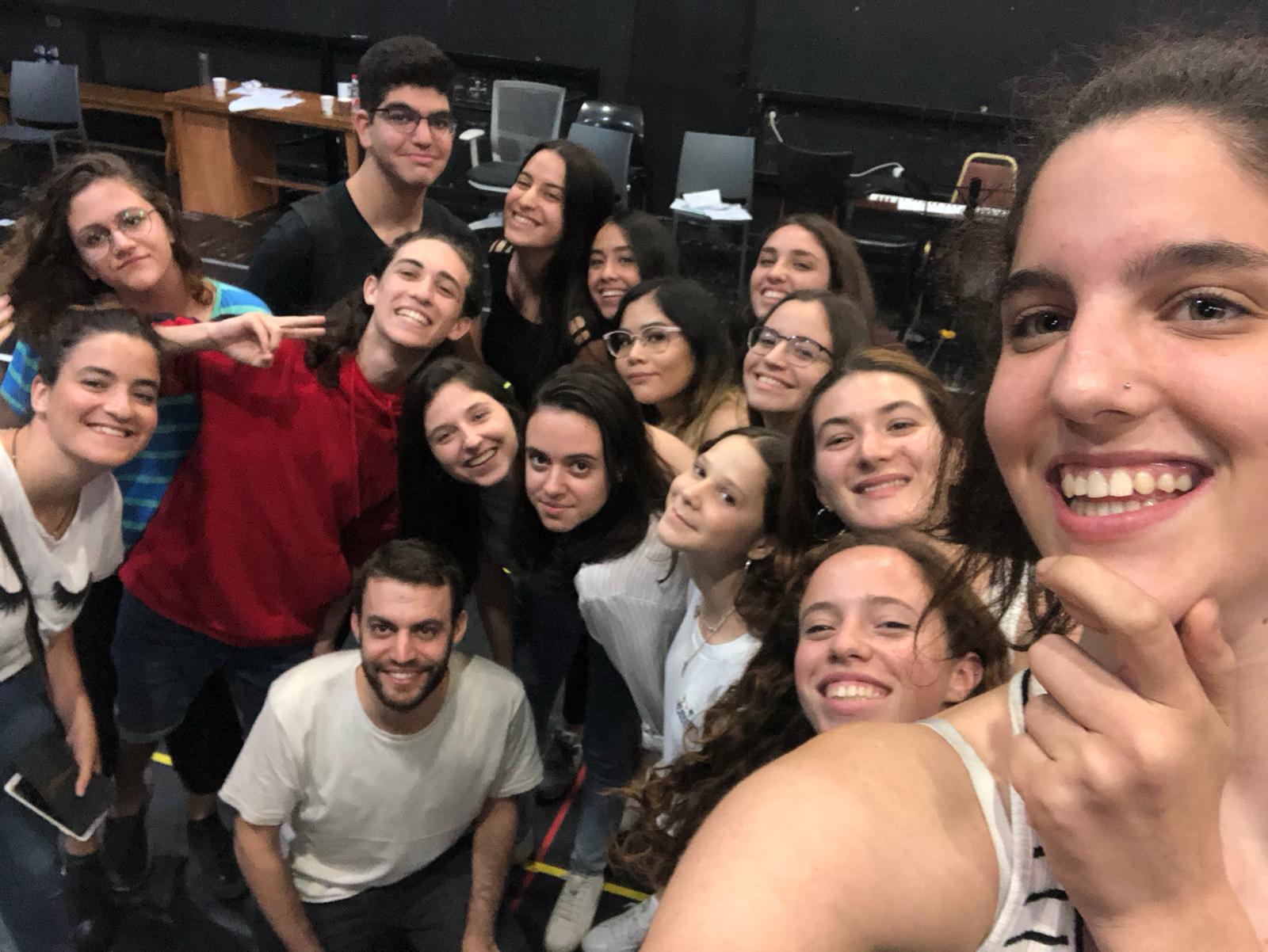 יצאנו לדרך! גם השנה... - התיאטרון הקאמרי The Cameri Theatre