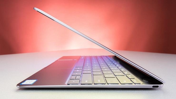 Matebook E core i3 11th gen 8GB ram 128GB ssd 779$ core i5 11th