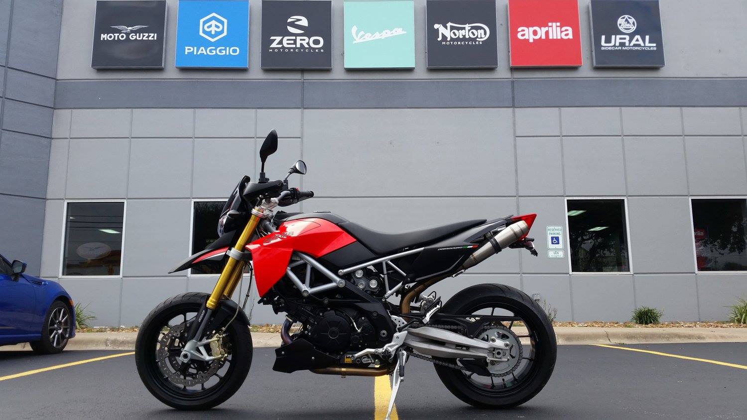 Aprilia Shiver 750 GT ABS poster