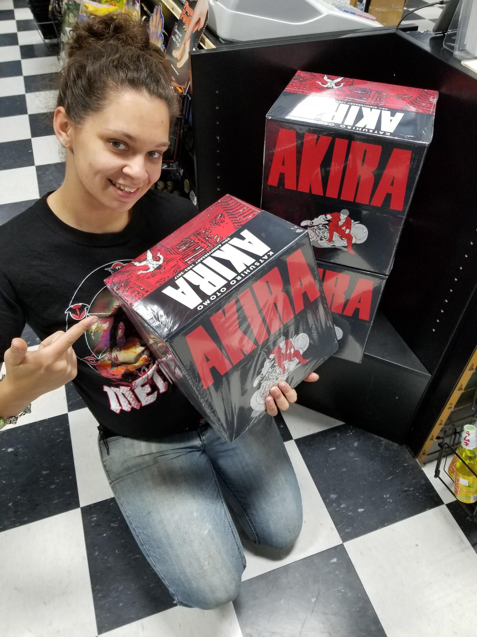 AKIRA BOX SET! IT'S HERE! IT'S AWESOME! You know you need this! :)