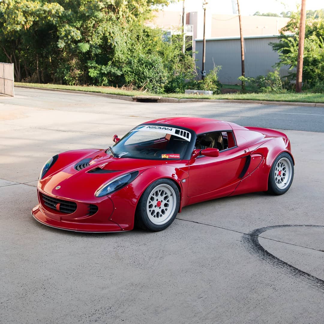 fifteen52 - Dom showing his widebody Lotus Elise this last weekend