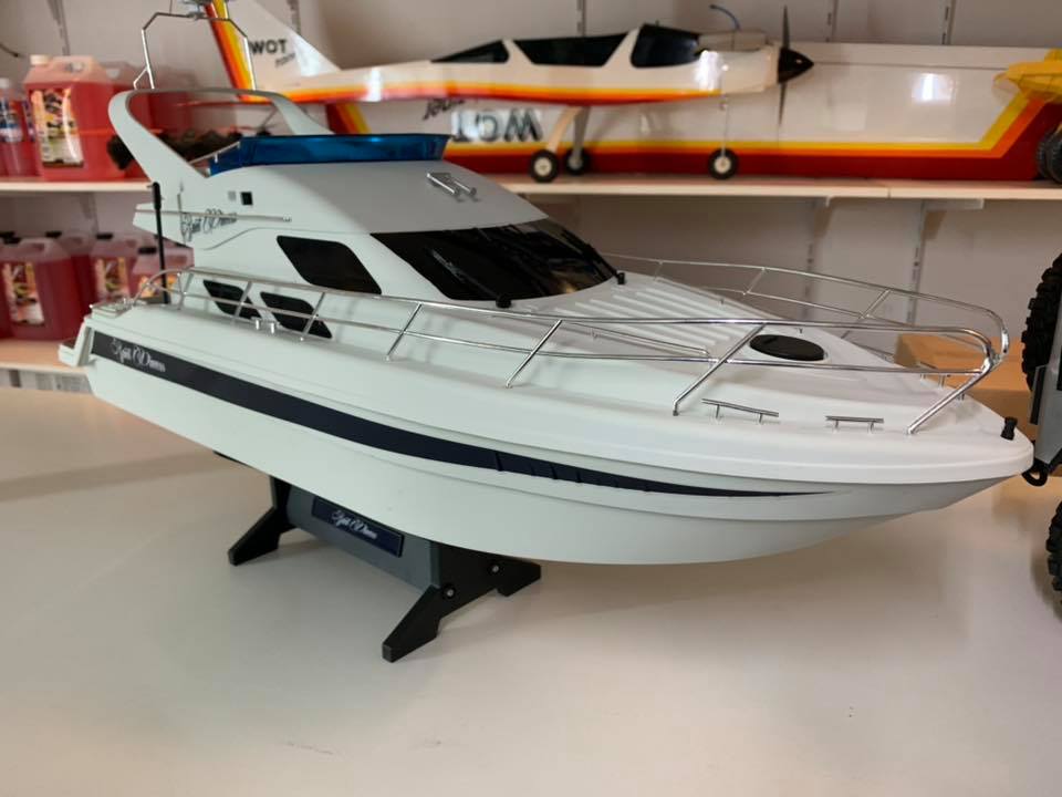 RC Models Zone - Princess scale cruiser!