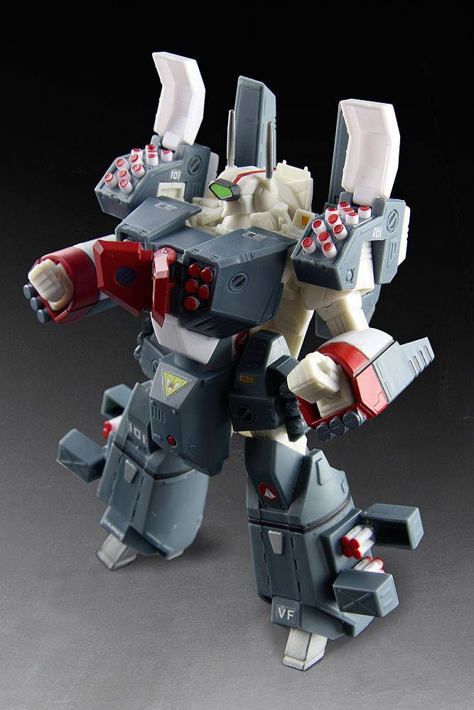 The KitzConcept Super Deformed VF-1J With Fastpack Armor Is Now