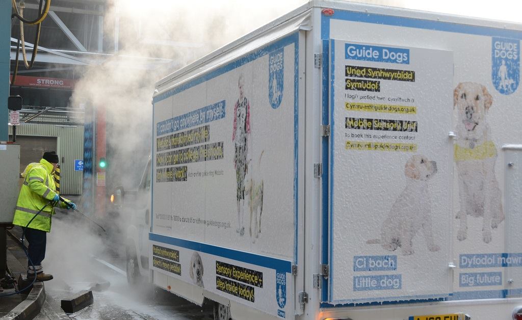 A big thank you to Cardiff Bus for... - Guide Dogs Cymru