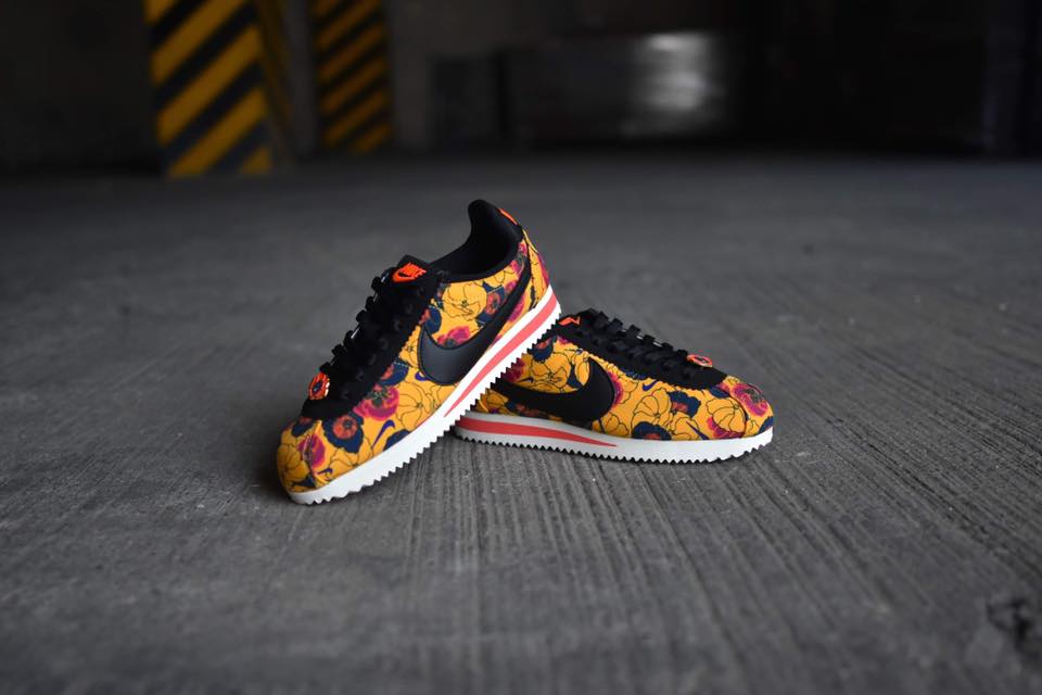 Nike Women's Cortez LX Floral.”Yellow”