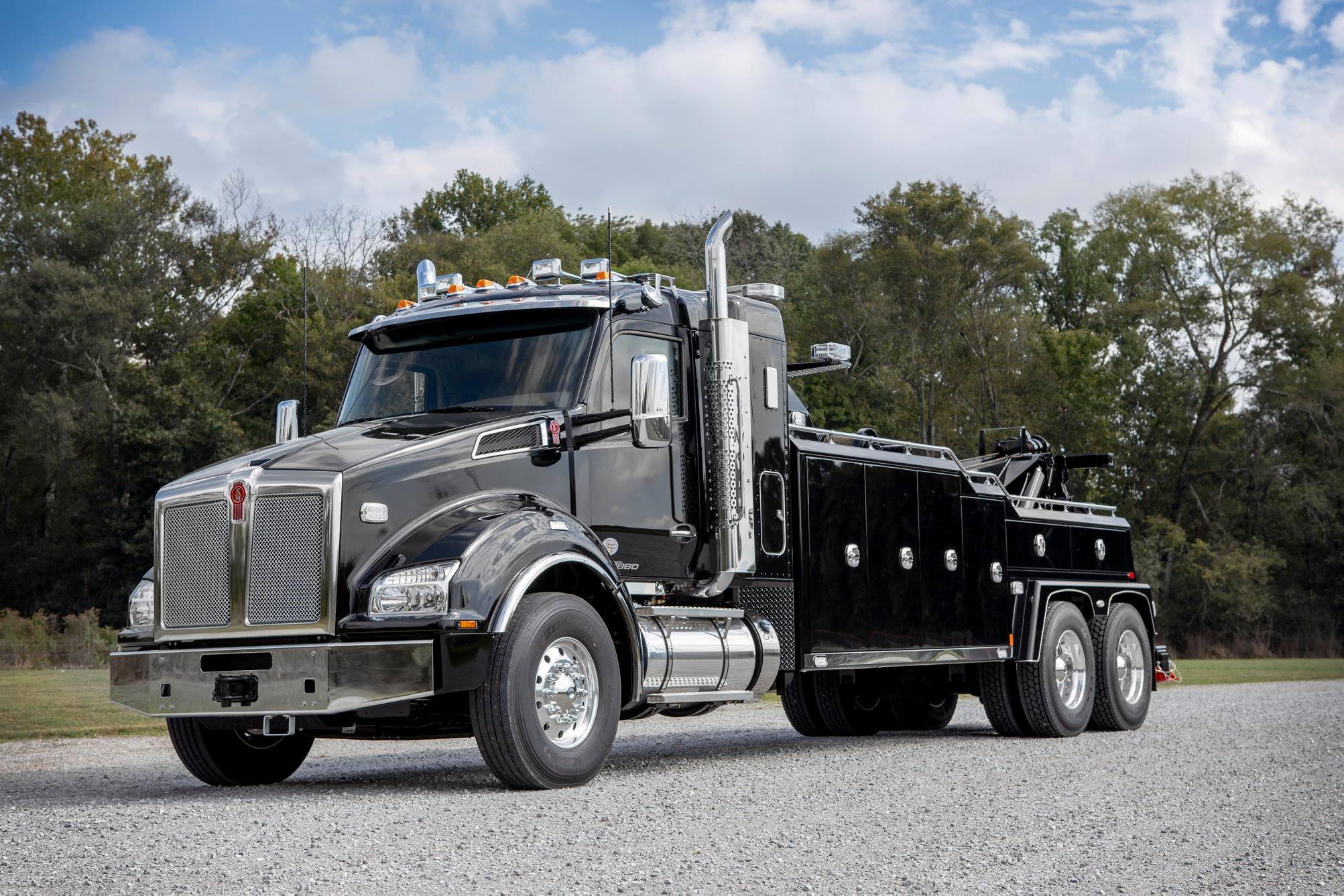 Miller - Vulcan® V-70 Heavy-Duty Integrated Wrecker w/3rd Winch