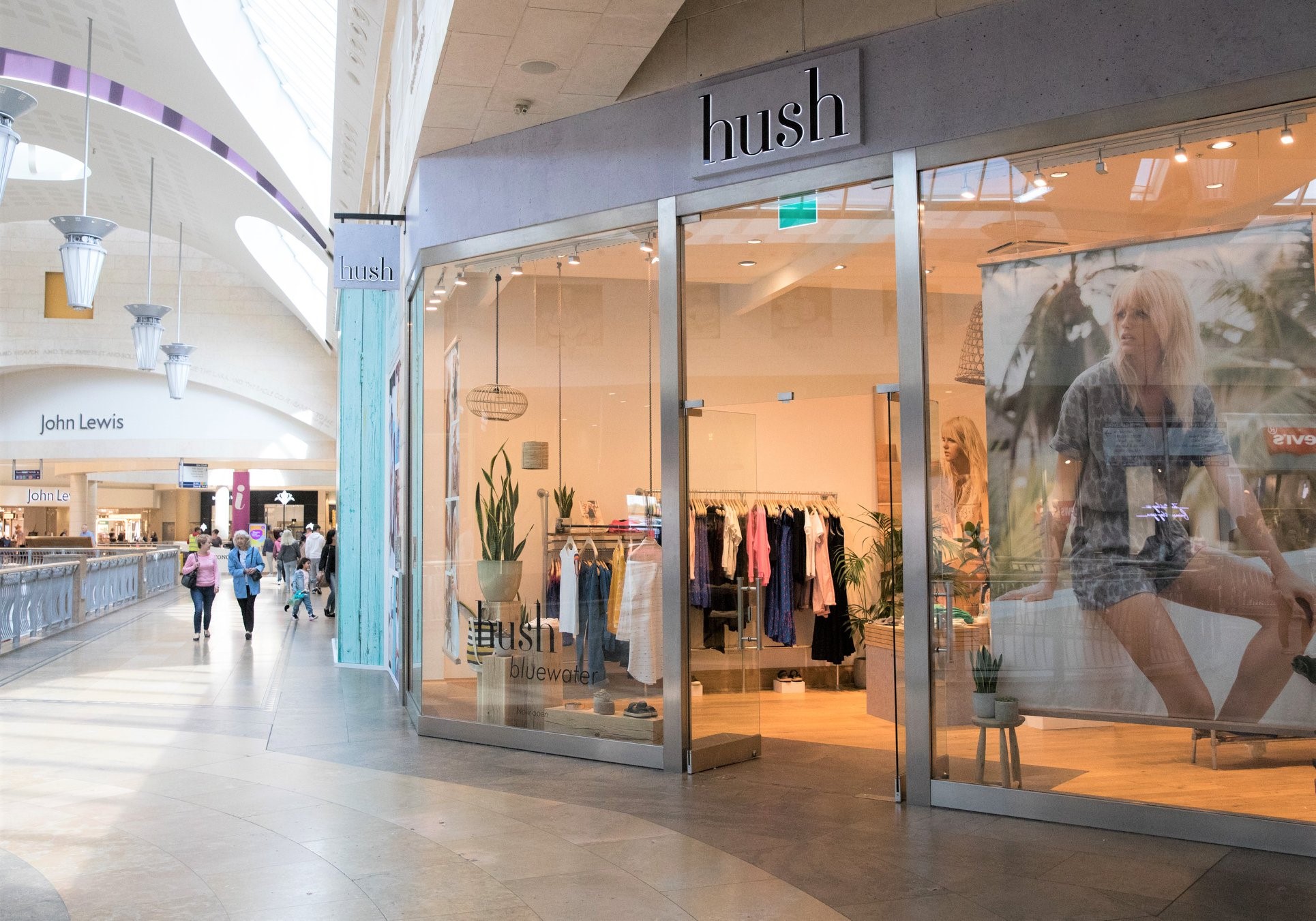 ladies dress shops in bluewater Get ready for summer at hush on the Upper Guildhall, where you'll discover beautiful flowing dresses, cool tees and chic accessories – perfect for holidays home or away! 🏖️ bershka clothes