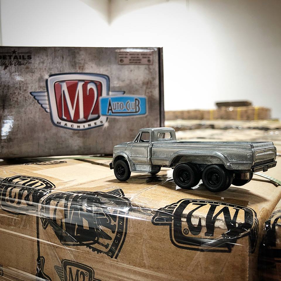 M2 Machines 1970 Chevrolet C60 custom truck diecast