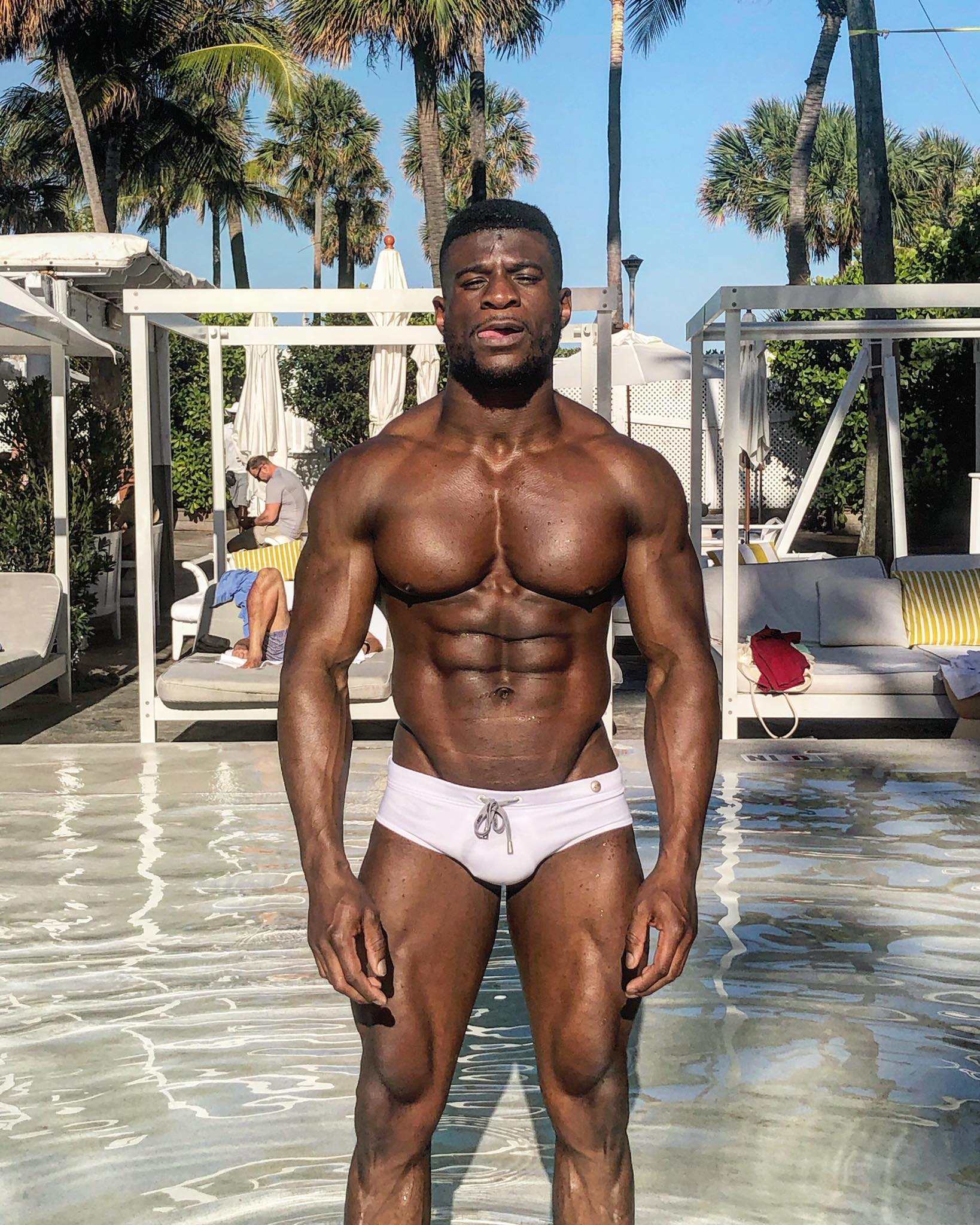 Daniel Shoneye Miami 🌴...