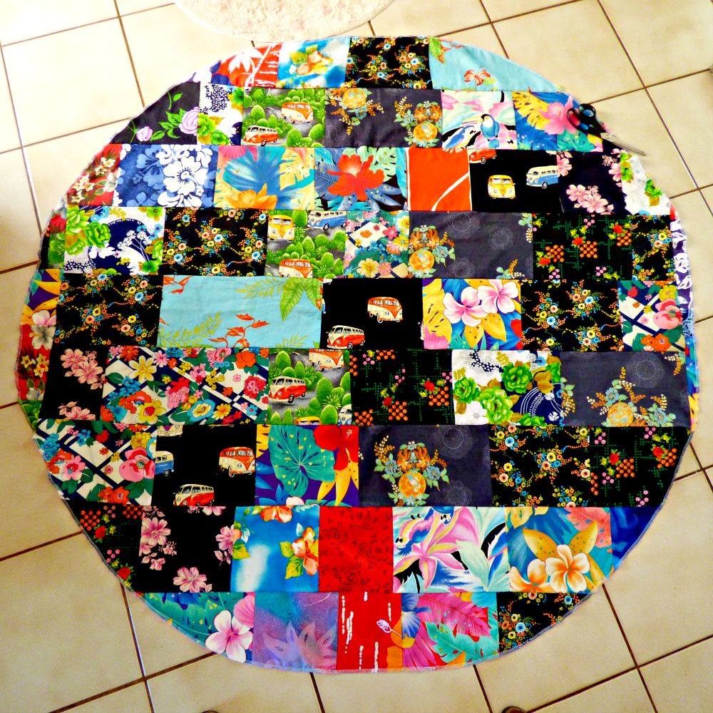 Art - I'm making a fitted circular patchwork mattress cover. yep ...