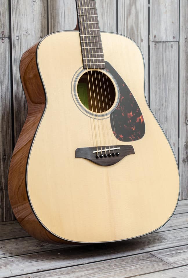 Yamaha FS700S Acoustic Guitar Price