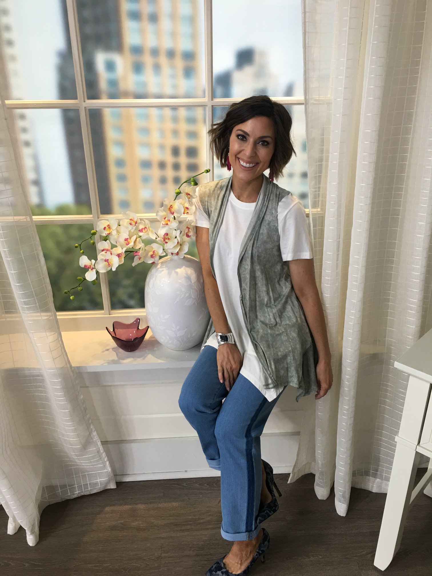 Amy - This VEST! 😍 Oh, Miss Lori Goldstein....you've done it again! # ...