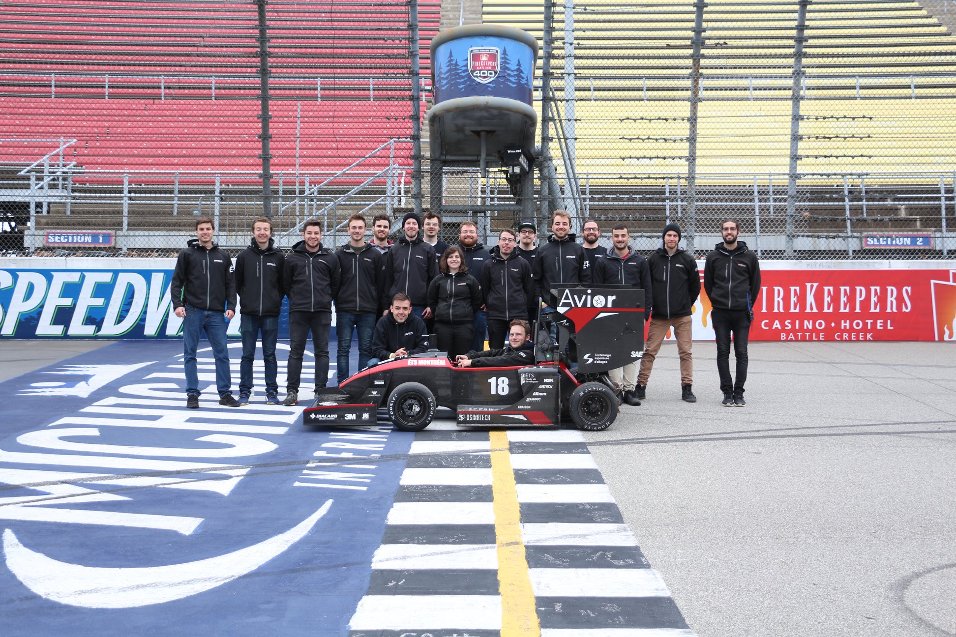L'équipe repart de Formula SAE... - Formule ETS Montréal