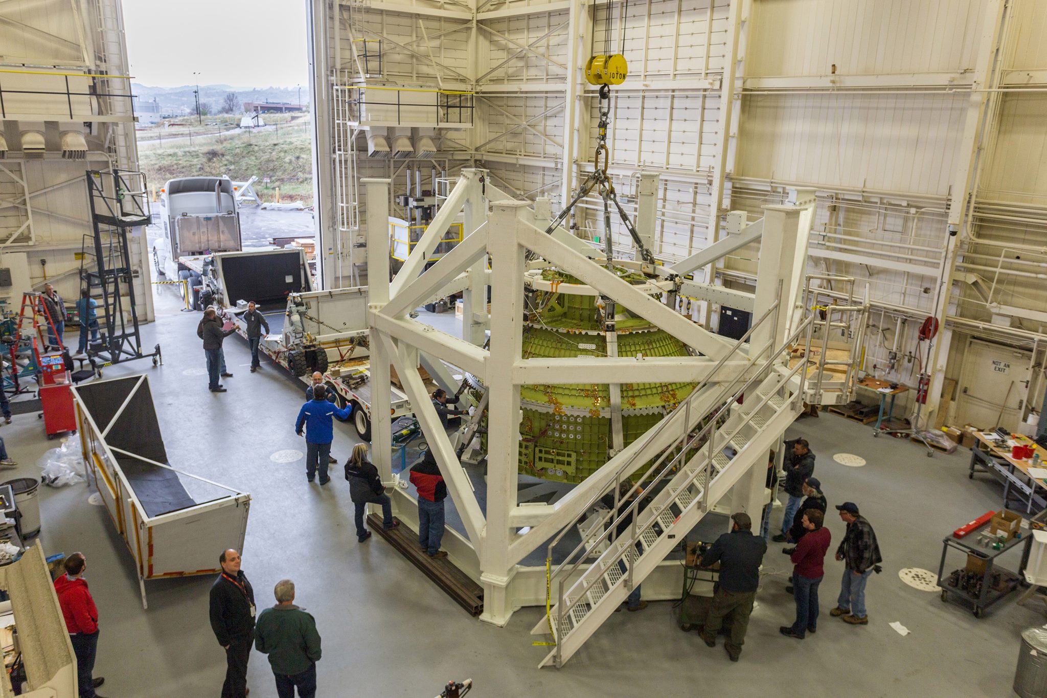 Lockheed Martin - The Orion Crew Module Structural Test Article ...