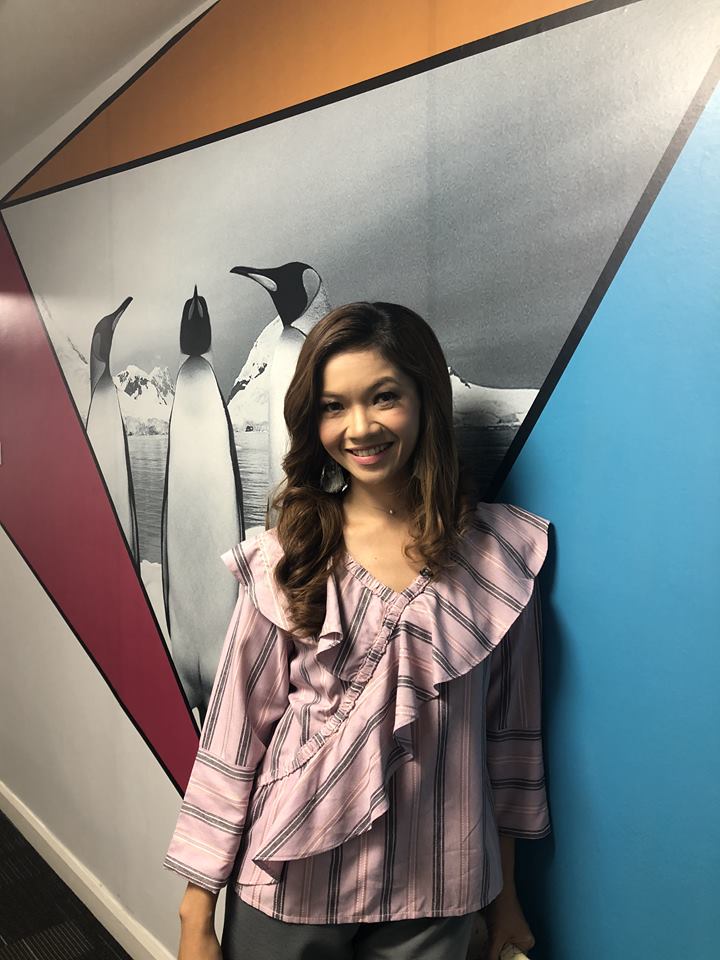 Mingguan Wanita Assalamualaikum Hakak Hakak Semua Kita Kembali Bersiaran Hari Ini Bersiap Sedia Depan Tv Jam 12 Tengah Hari Sekejap Sahaja Lagi Di Astro Prima 105 Dan Mayahd 135 Bersama Pengacara Kita