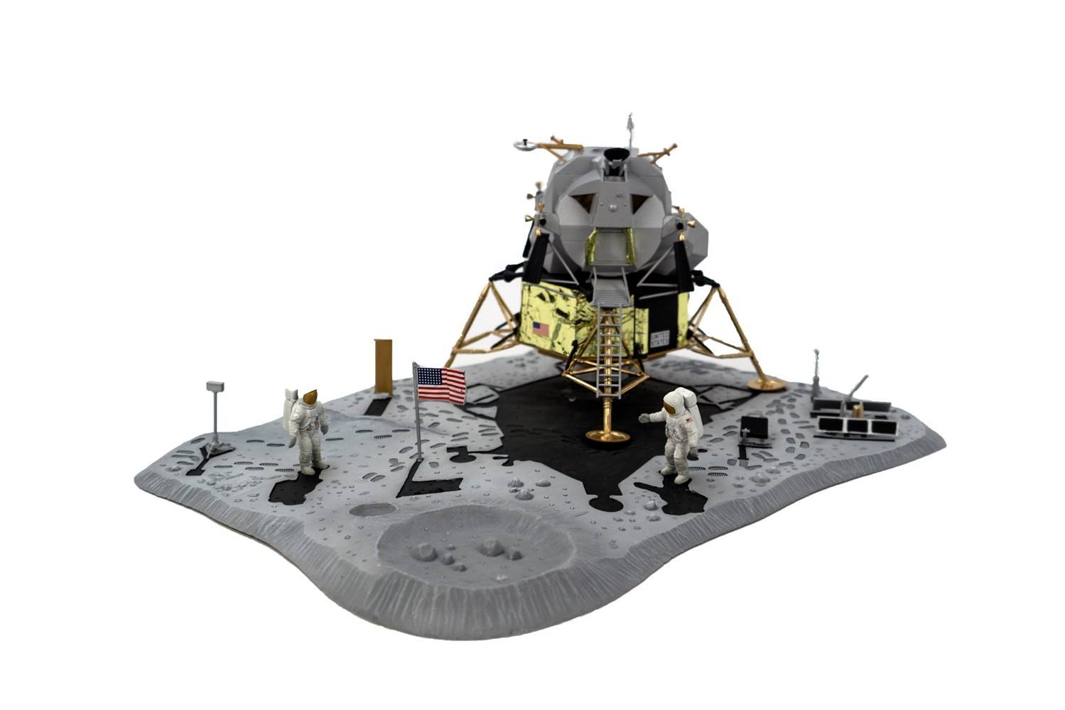 Revell 1/48 Apollo 11 lunar Module. Still a work in progress. This