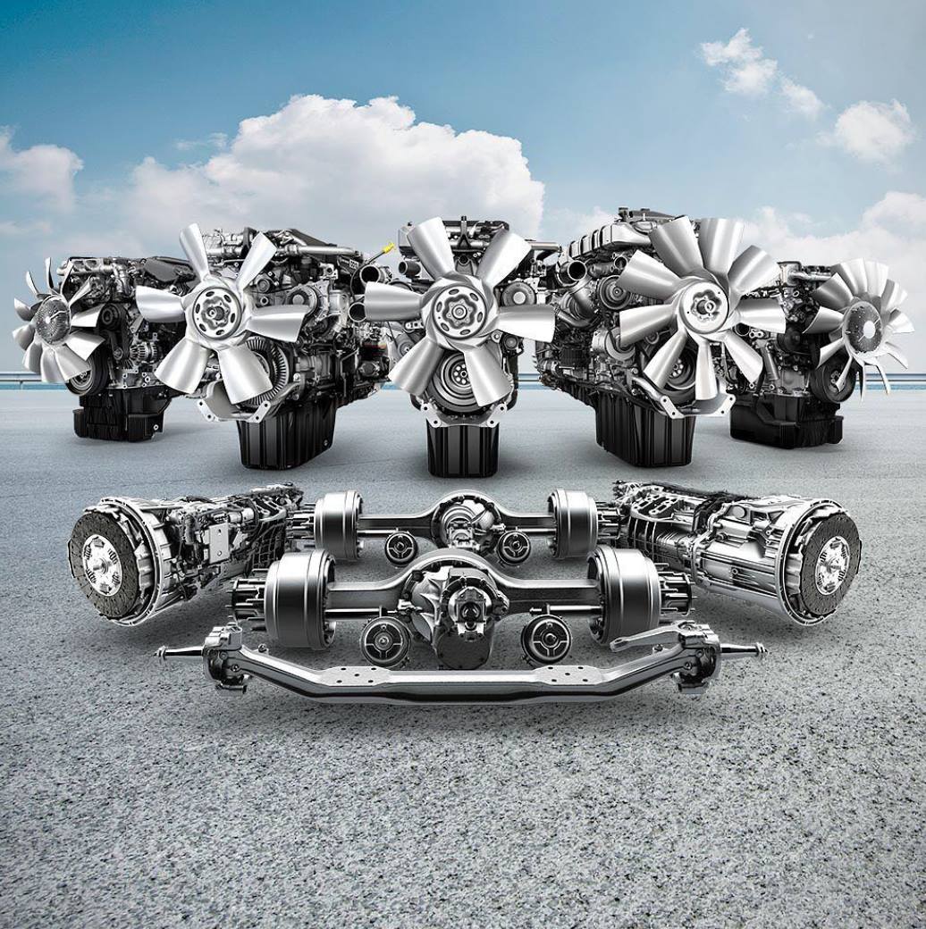 Freightliner Trucks - Demand Detroit integrates world-class engines ...