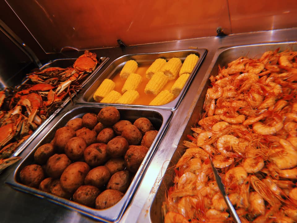 Lagneaux's - ALL YOU CAN EAT CRABS & SHRIMP!! 🦀🦐 We’re...