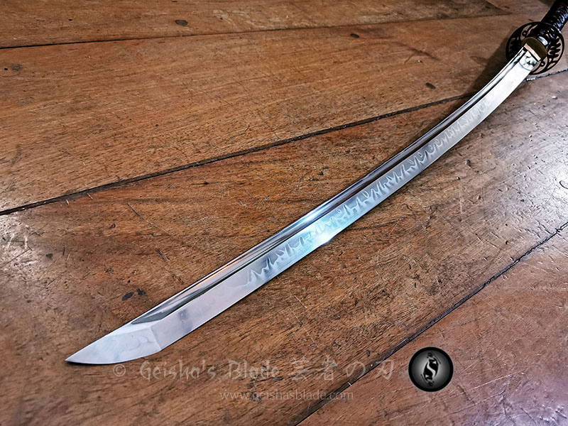 The hamon pattern of our Musashino... - Geisha's Blade 芸者の刃 | Facebook