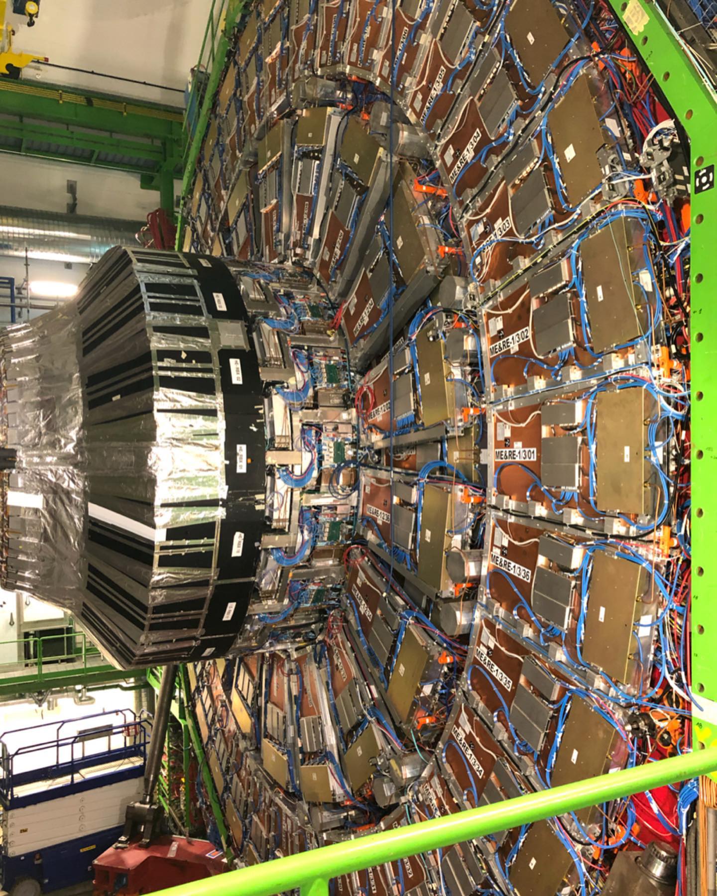 www.priklady.eu - Visiting the CMS experiment in CERN: The... | Facebook