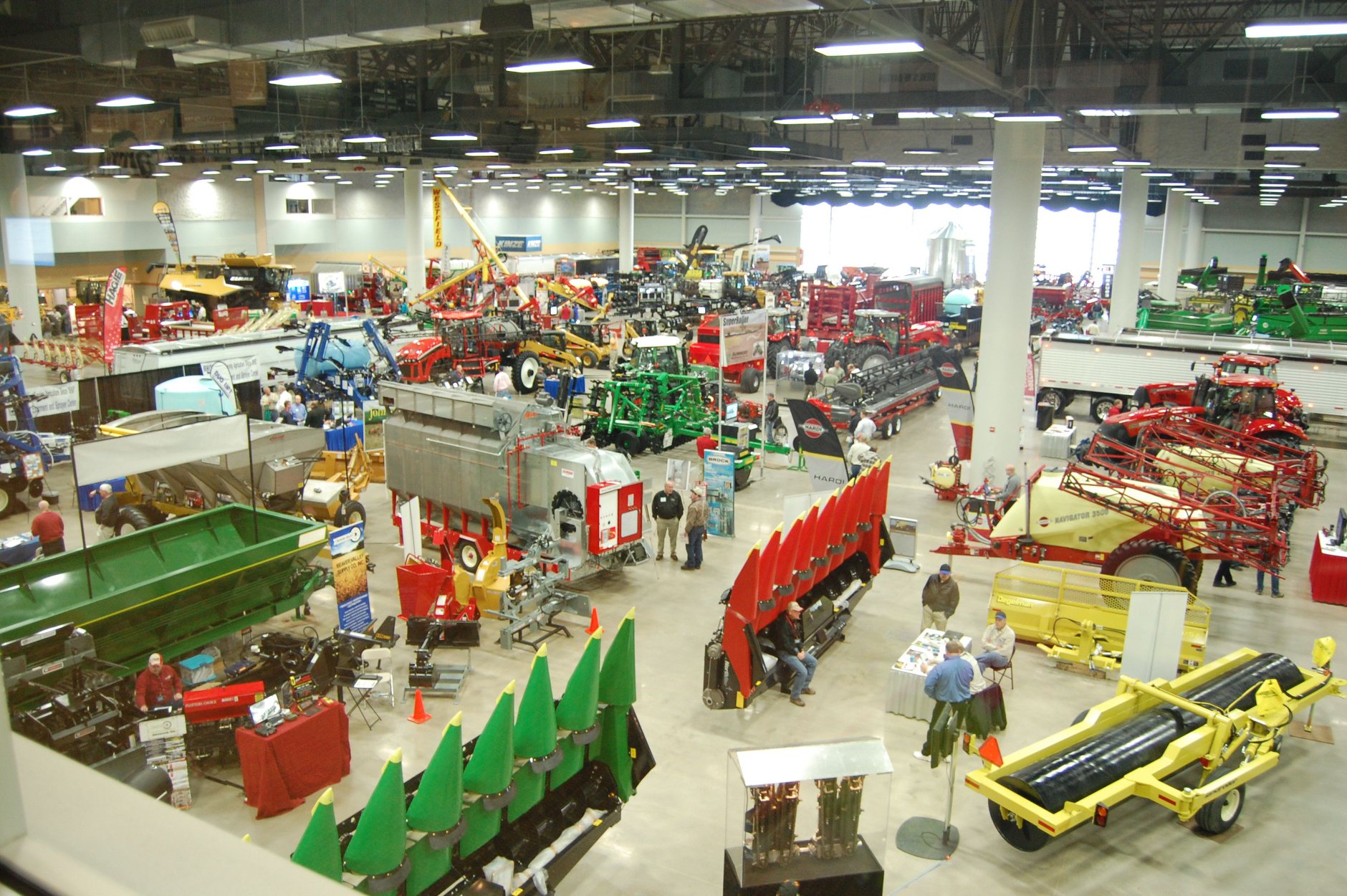 The Iowa Power Farming Show – the... - S.I. Distributing Inc | Facebook