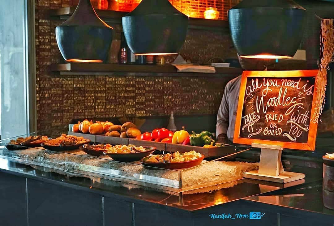 Feast Restaurant